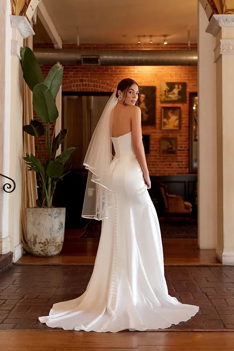 Floating on Air: Lightweight Bridal Gowns Perfect for Summer 2025 Weddings Image