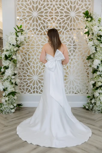 Rose + Grace Avalynn #6 thumbnail