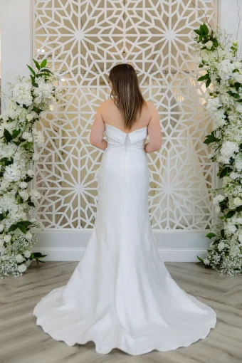 Rose + Grace Avalynn #7 thumbnail