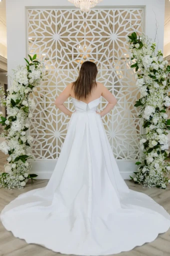 Rose + Grace Avalynn #4 thumbnail