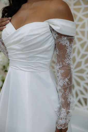 Rose + Grace Valentina #3 thumbnail