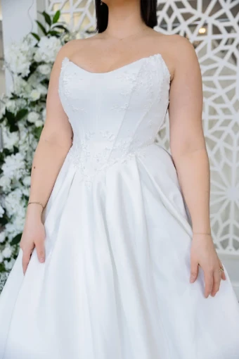 Rose + Grace Andora #3 thumbnail