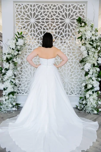 Rose + Grace Aylin #4 thumbnail